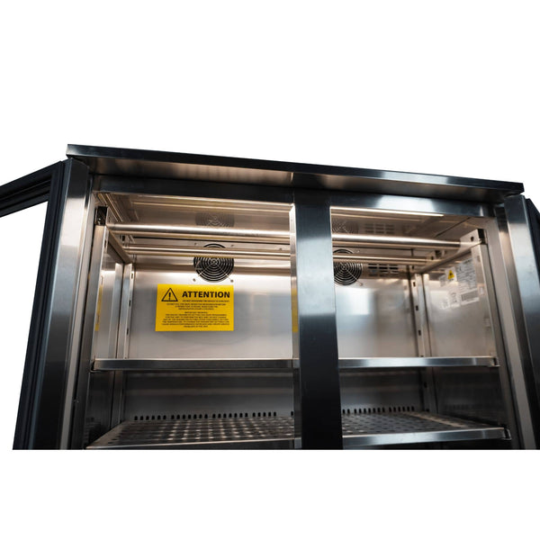 intérieur d'une armoire de maturation